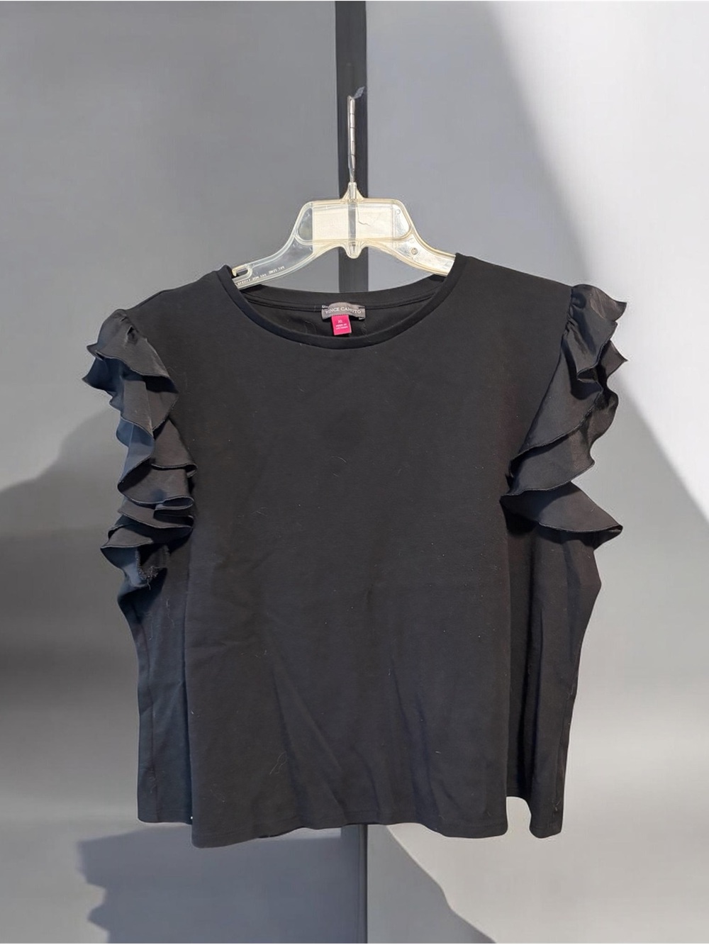 Vince Camuto Black Ruffle Sleeve Short Sleeve Tee